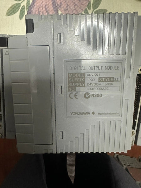 Yokogawa ADV551-P03/ADV551-P00 Product: Features & Specifications
