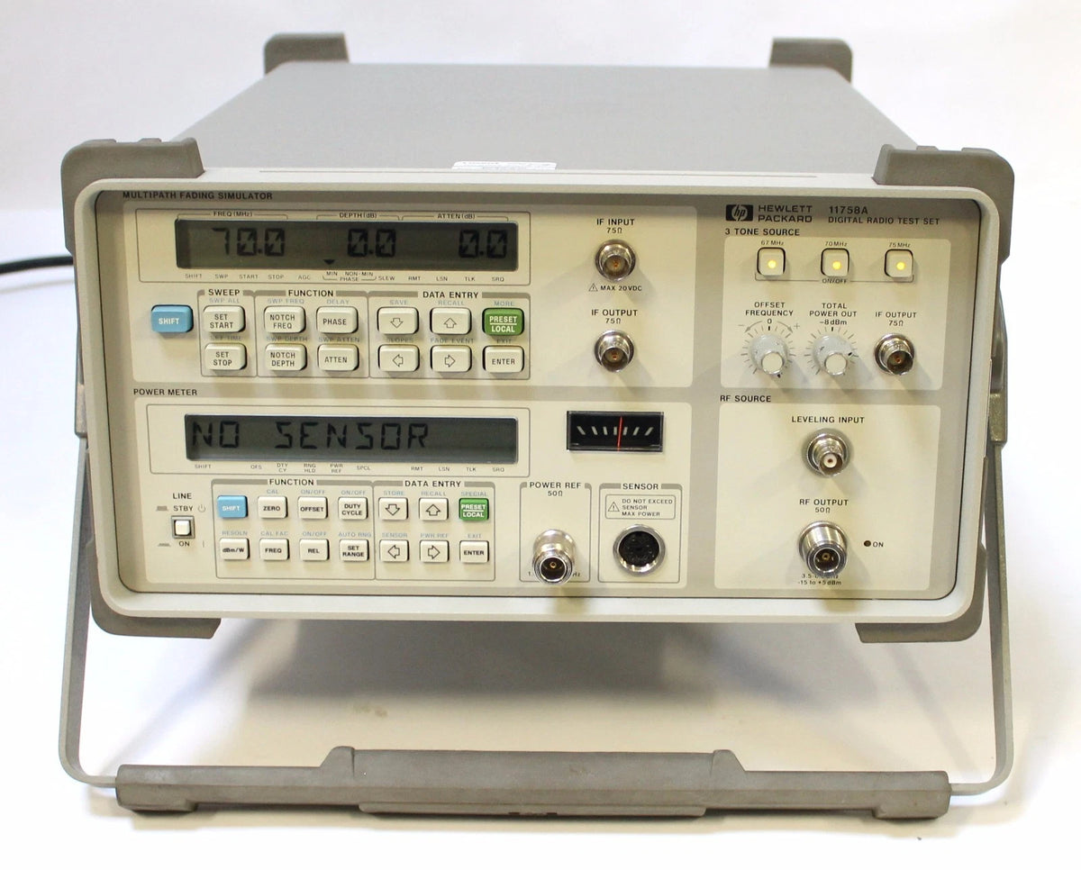 HP/ Agilent 11758A Digital Radio Test Set Option 011, H01 w/ Case & Manual