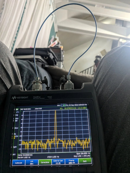Keysight Agilent VNA Vector Network Spectrum Analyzer Fieldfox N9915A Cald 9 Ghz