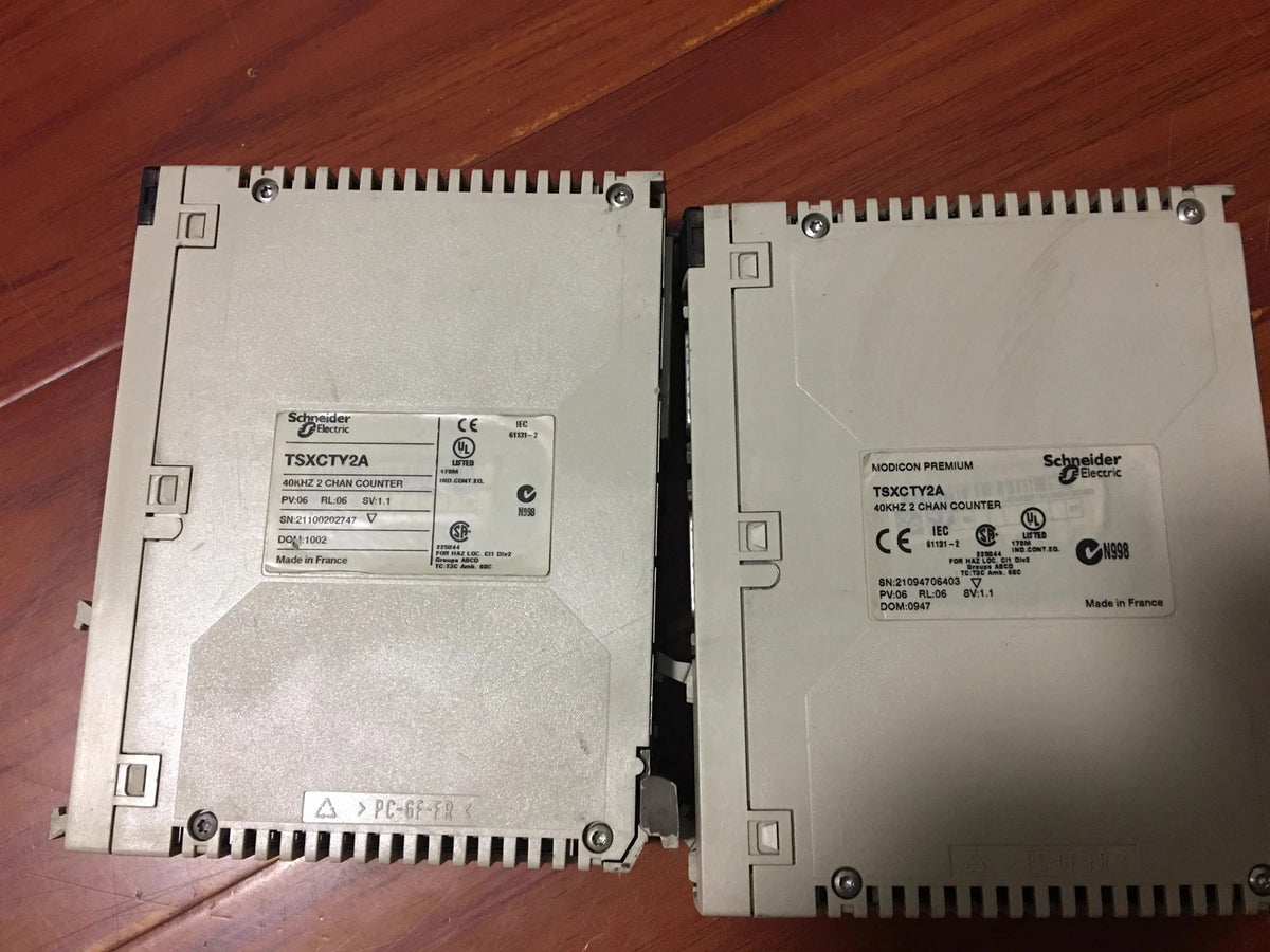 Schneider Electric TSXCTY2A Communication Module for Control Systems