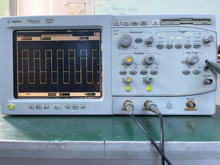 Agilent 54820A Infiniium Oscilloscope 500MHz , 2GSa/s _0108 - XG eqpt