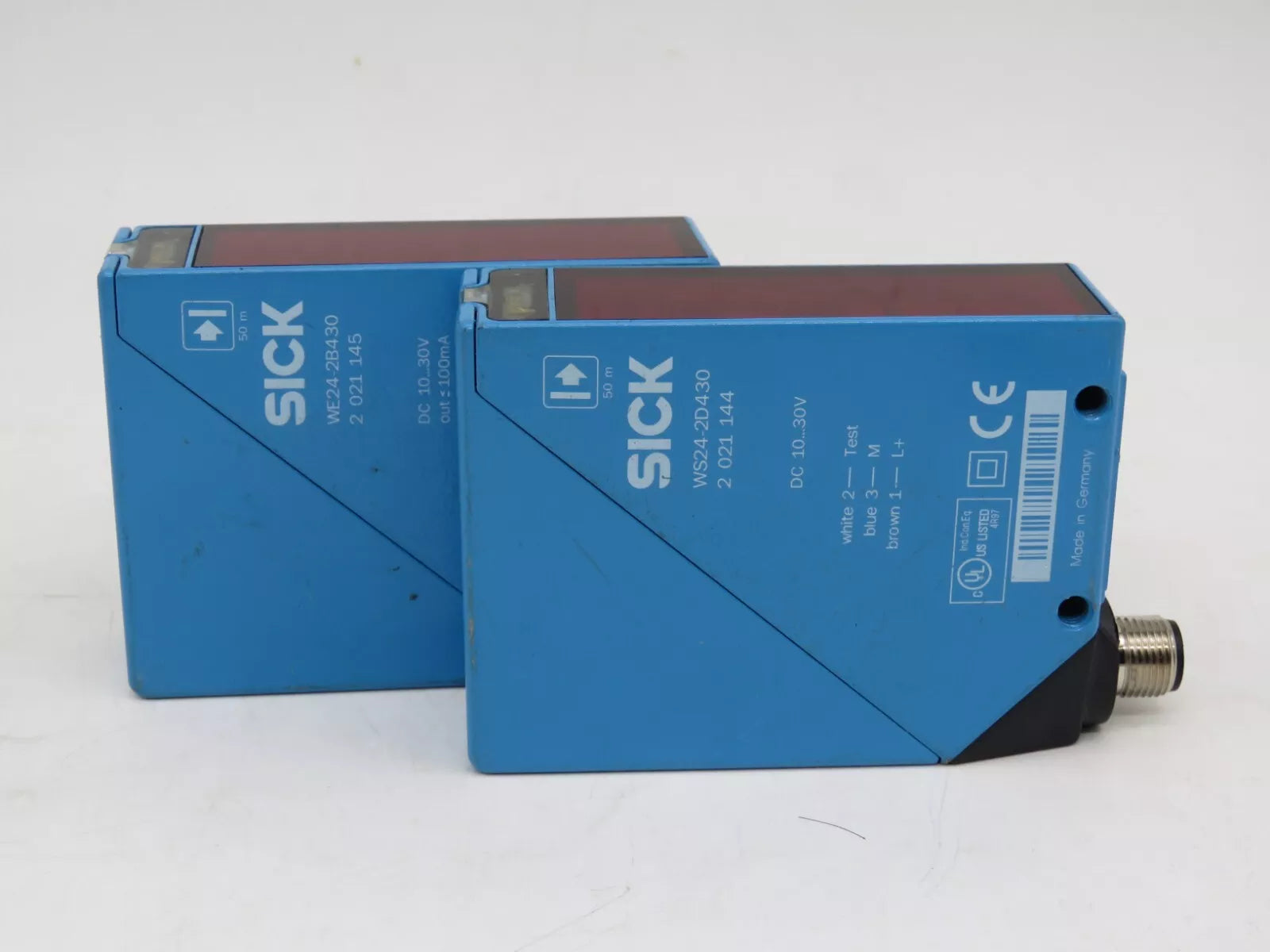 SICK WS24-2D430 Photoelectric Sensor 10-30 V DC IP 69K Rated