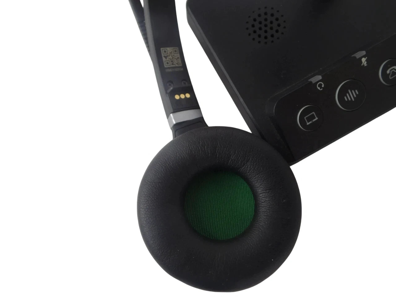 Lot of 04 Yealink Wireless Mono Headsets WHB620 - Free Shipping.