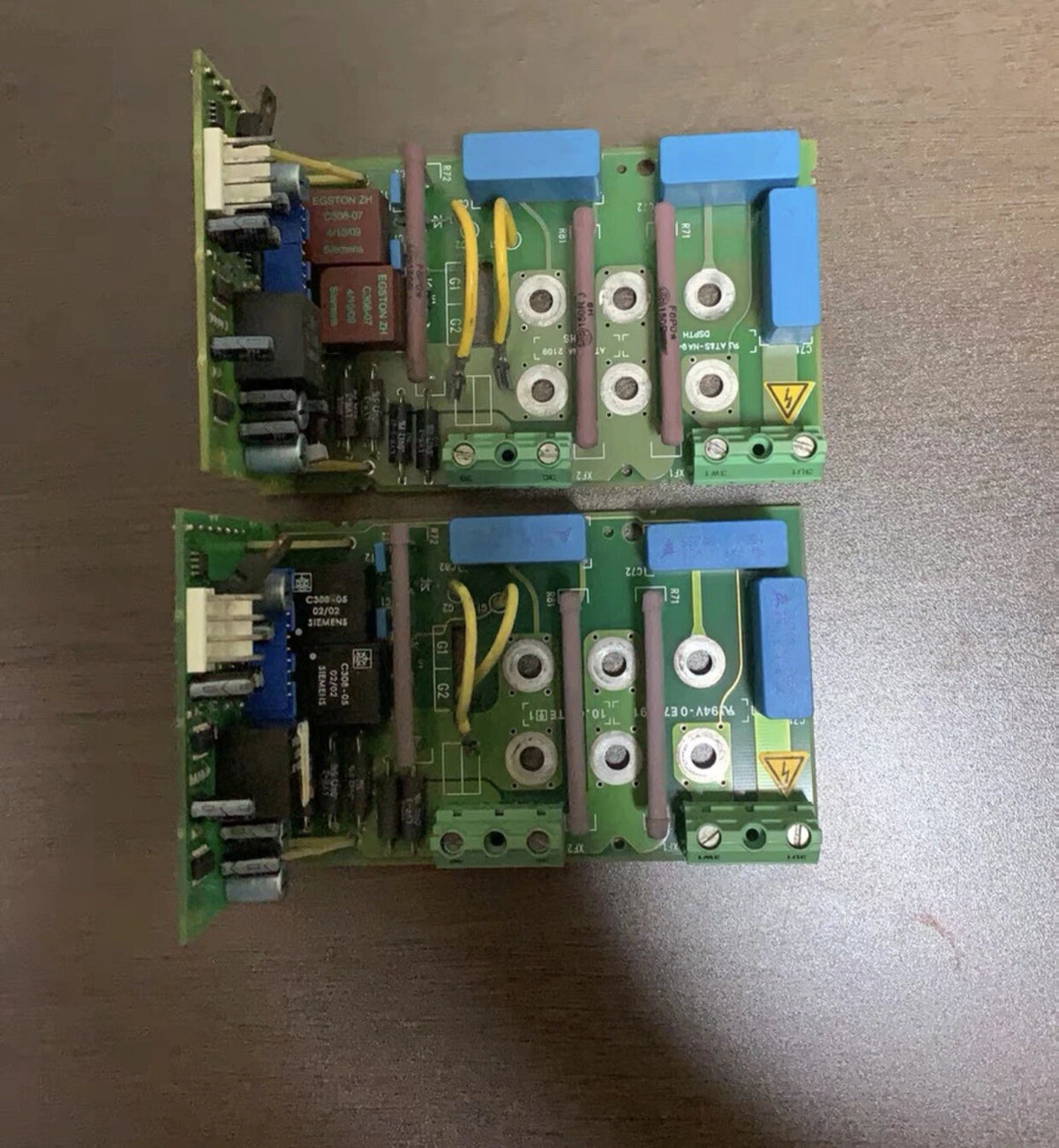 SIEMENS C98043-A7014-L 1 /L2 ,FIELD POWER SUPPLY DC DRIVE INVERTER CARD