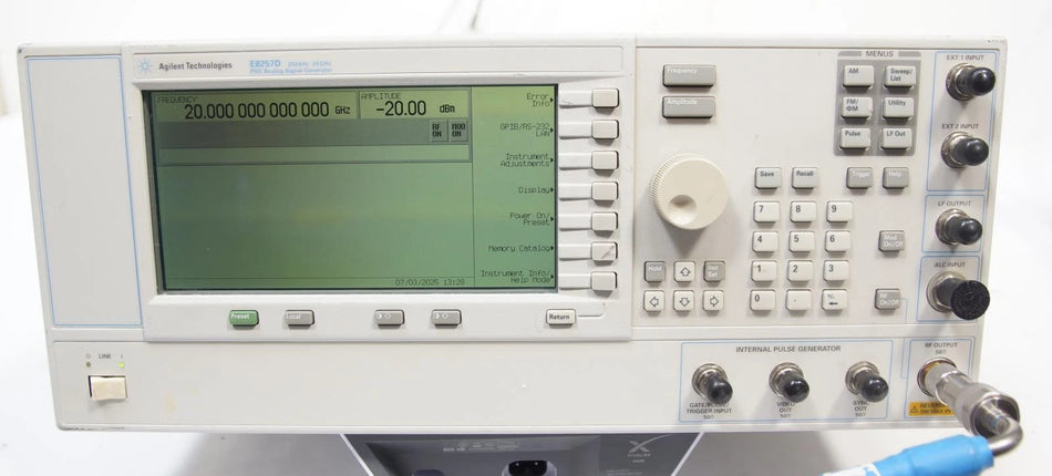 Agilent E8257D PSG 250kHz -20GHz Analog Signal Generator 1E1 520 UNT UNW