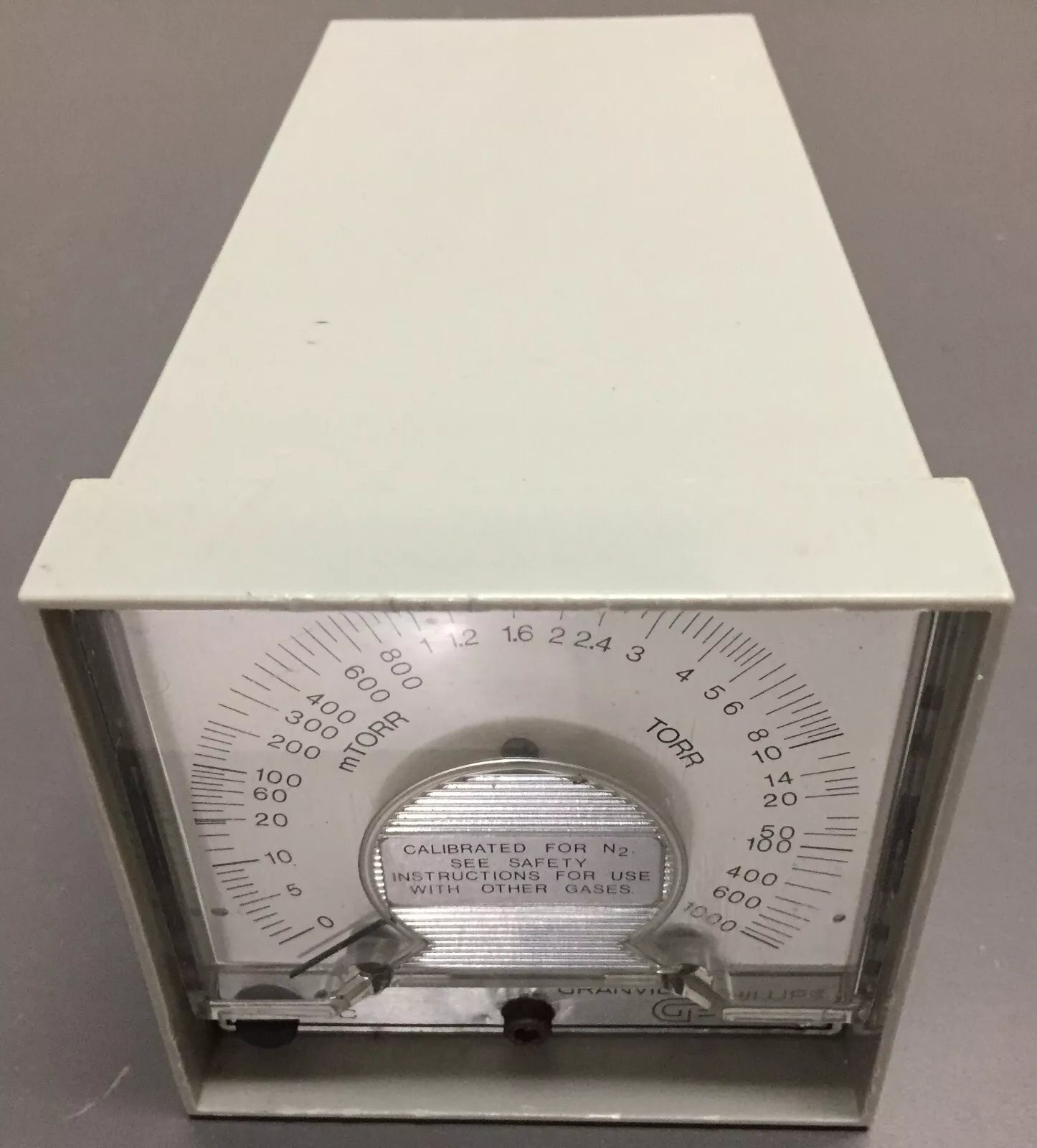 Granville-Phillips 275 Convectron Gauge Controller for 1-Set Point Torr