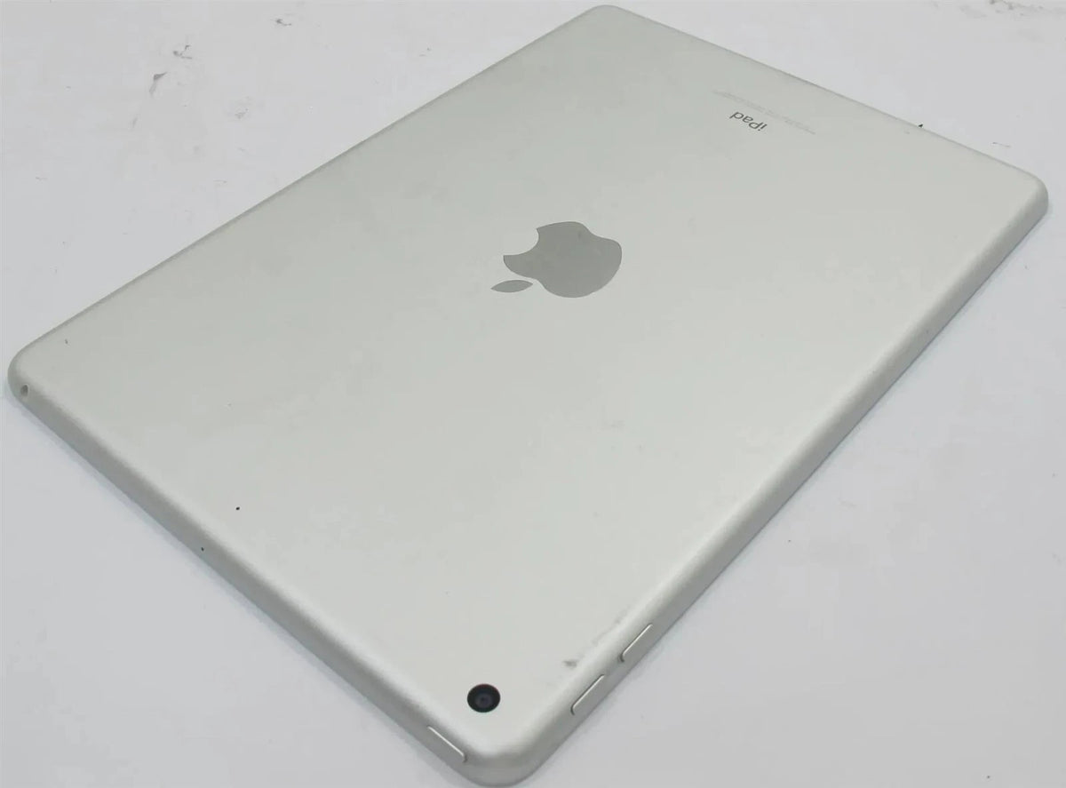 Apple iPad 5th Gen A1822 9.7" 32GB Wi-Fi MP2G2LL/A - Good working