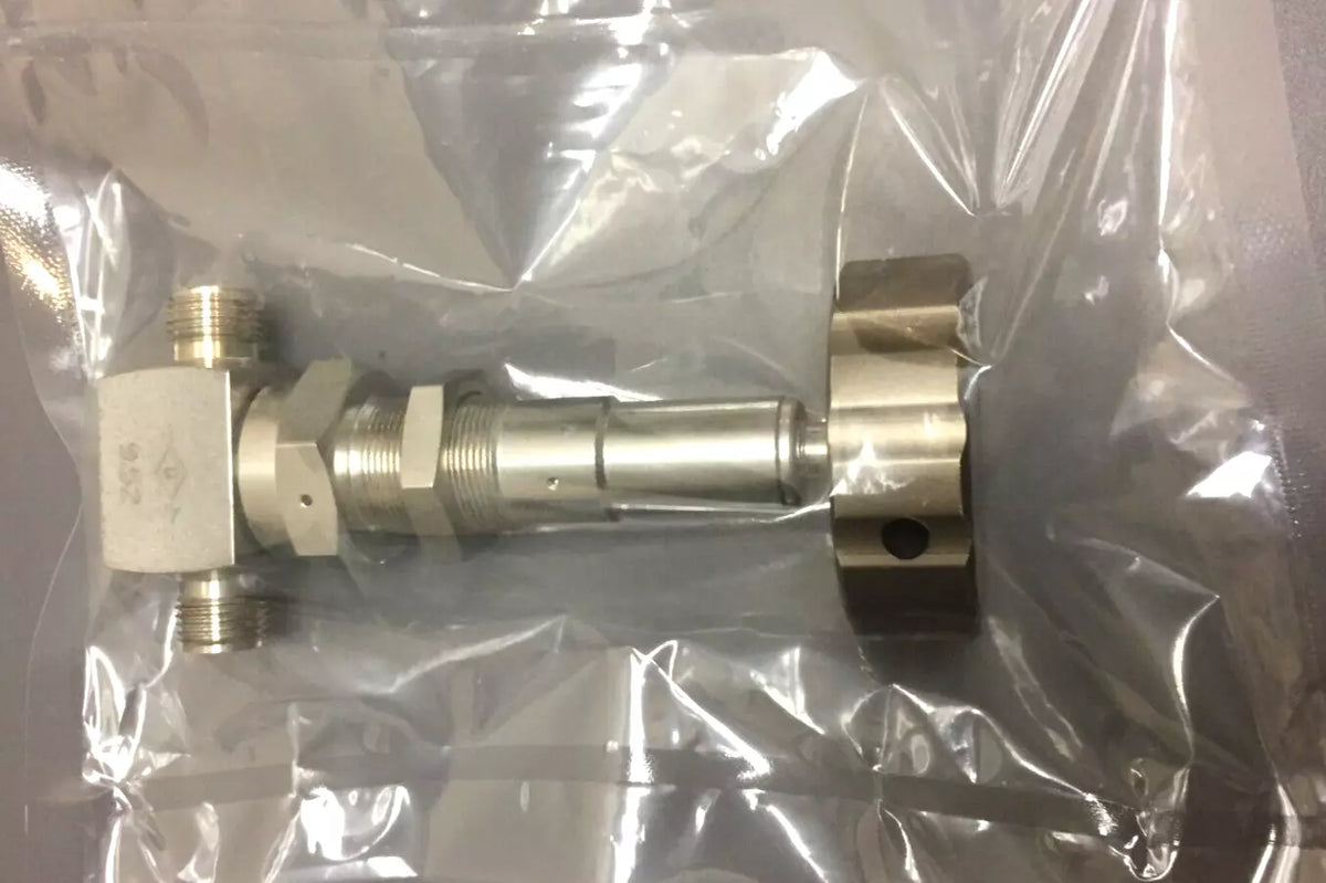 Fujikin 316 Dual Flow Valve with Regulate Knob 1/4, 9.52
