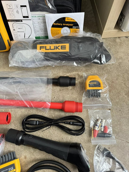 FLUKE BT520 Battery Analyzer Kit - New Sealed