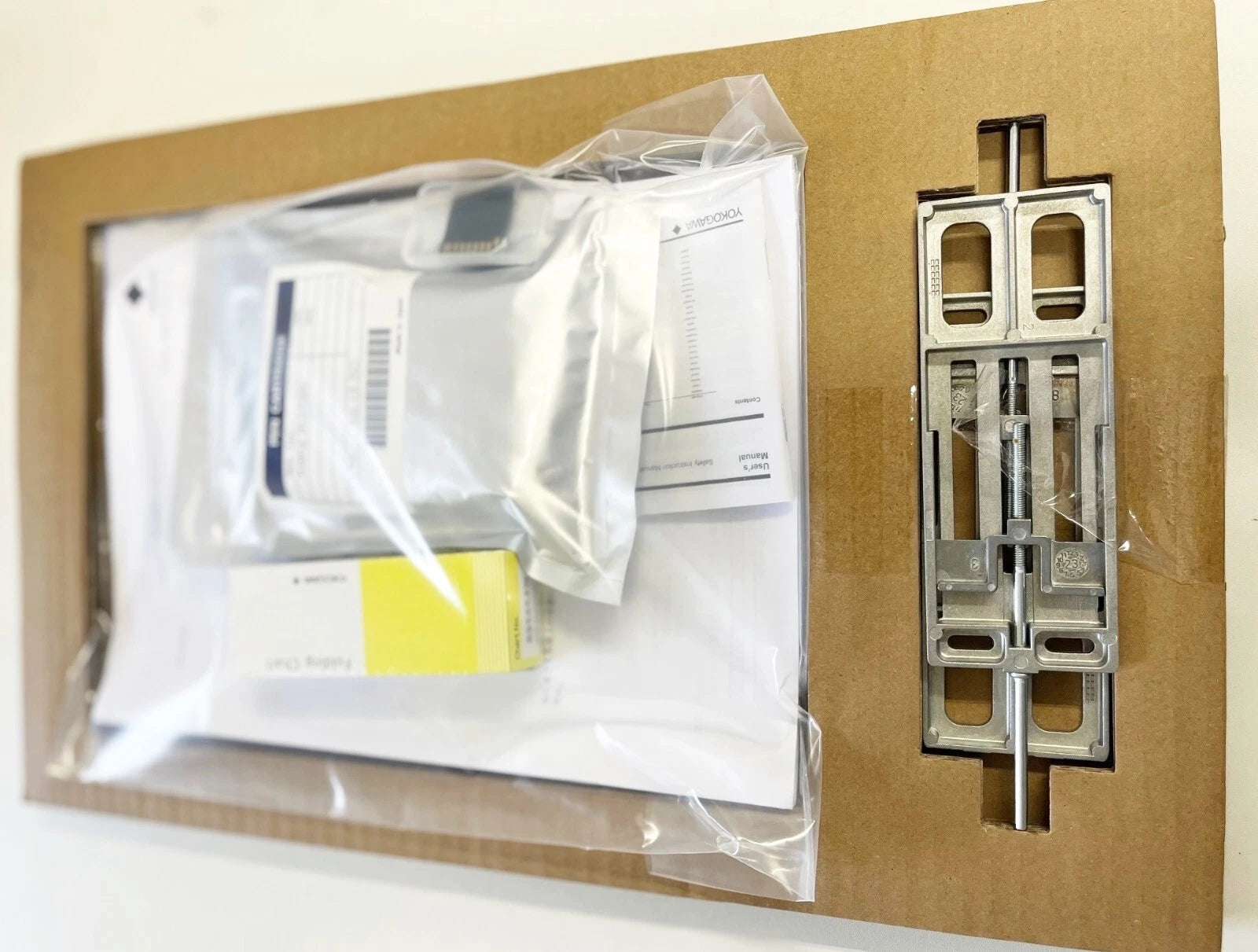 【NEW】YOKOGAWA µR10000(436101) Industrial Recorders