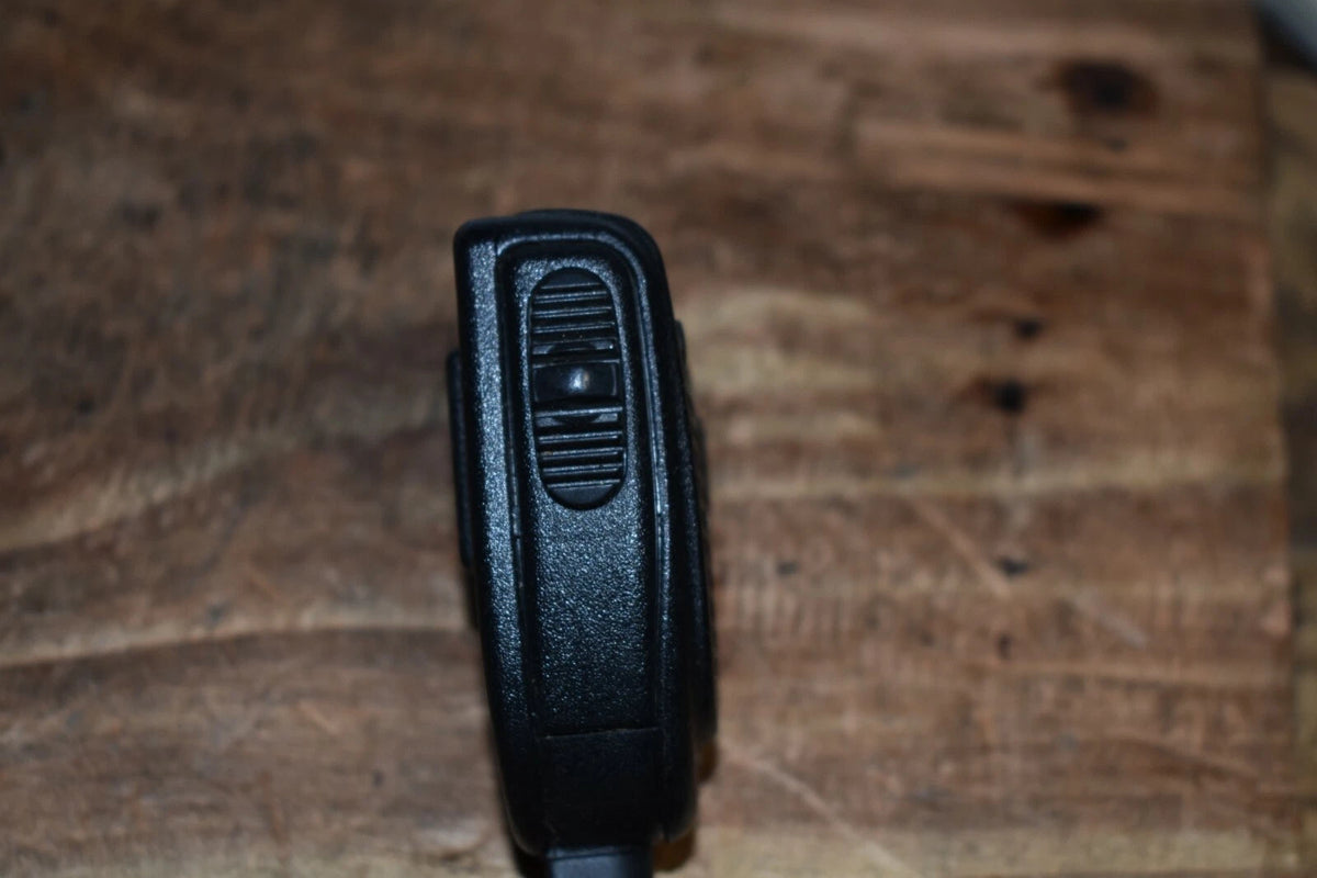 Compact Portable Anemometer for Wind Speed Measurement