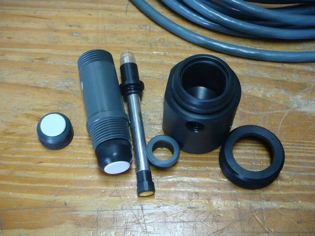 Monec D 9100 POLYMETRON 9184 Chloromat Chlorine Monitor