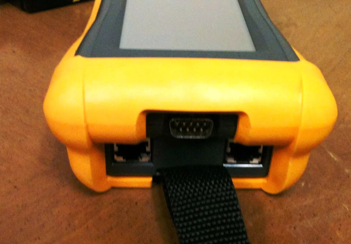 Fluke OneTouch Series II 10/100 Network Assistant with Battery & Power Adapter