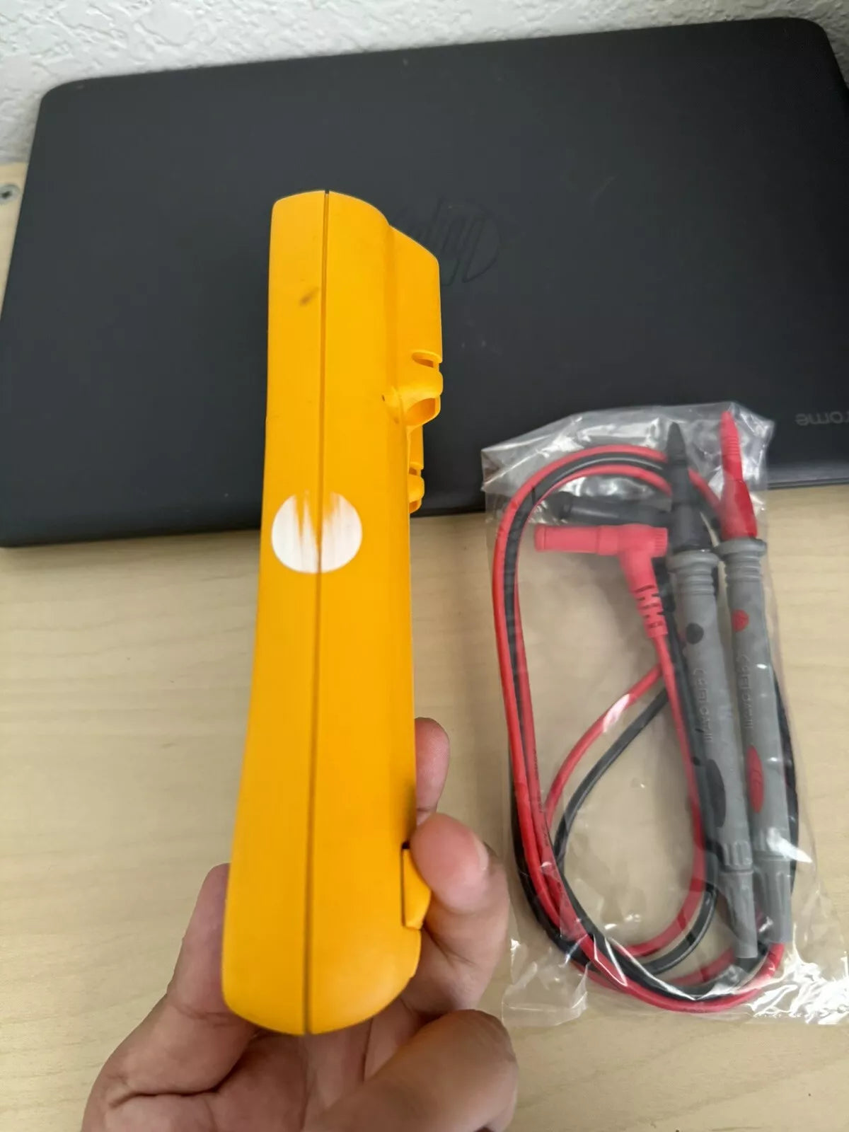 Fluke 77-IV Multimeter with Lead Set - Tested