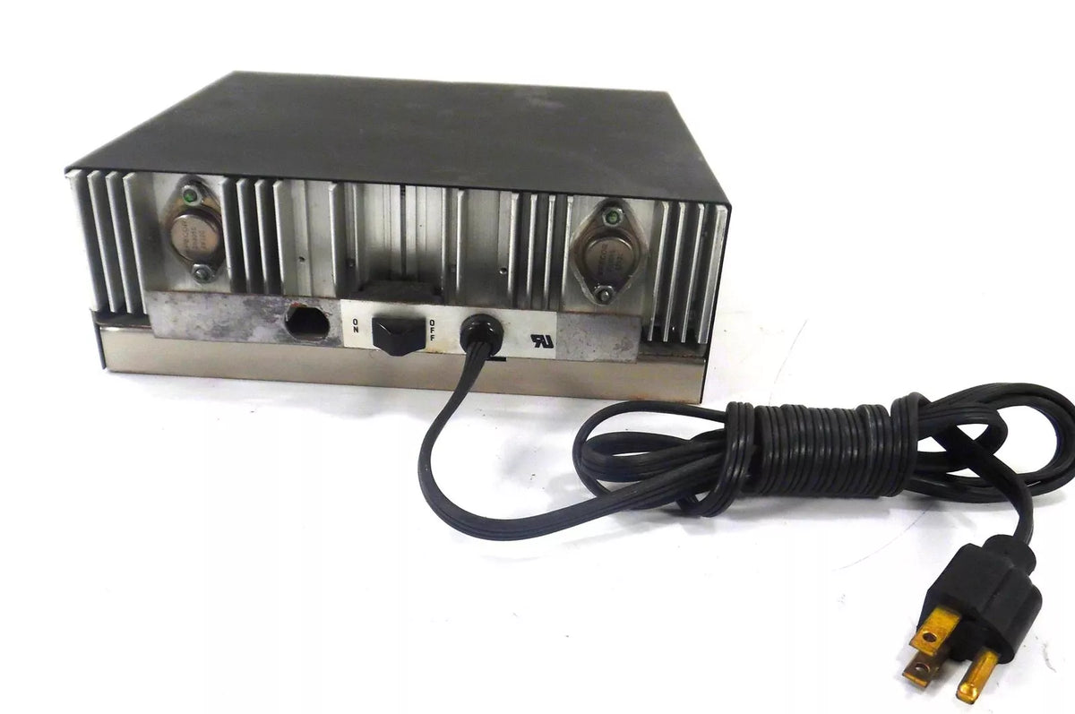 Vintage Frey Scientific Company XP-580 Regulated Power Supply