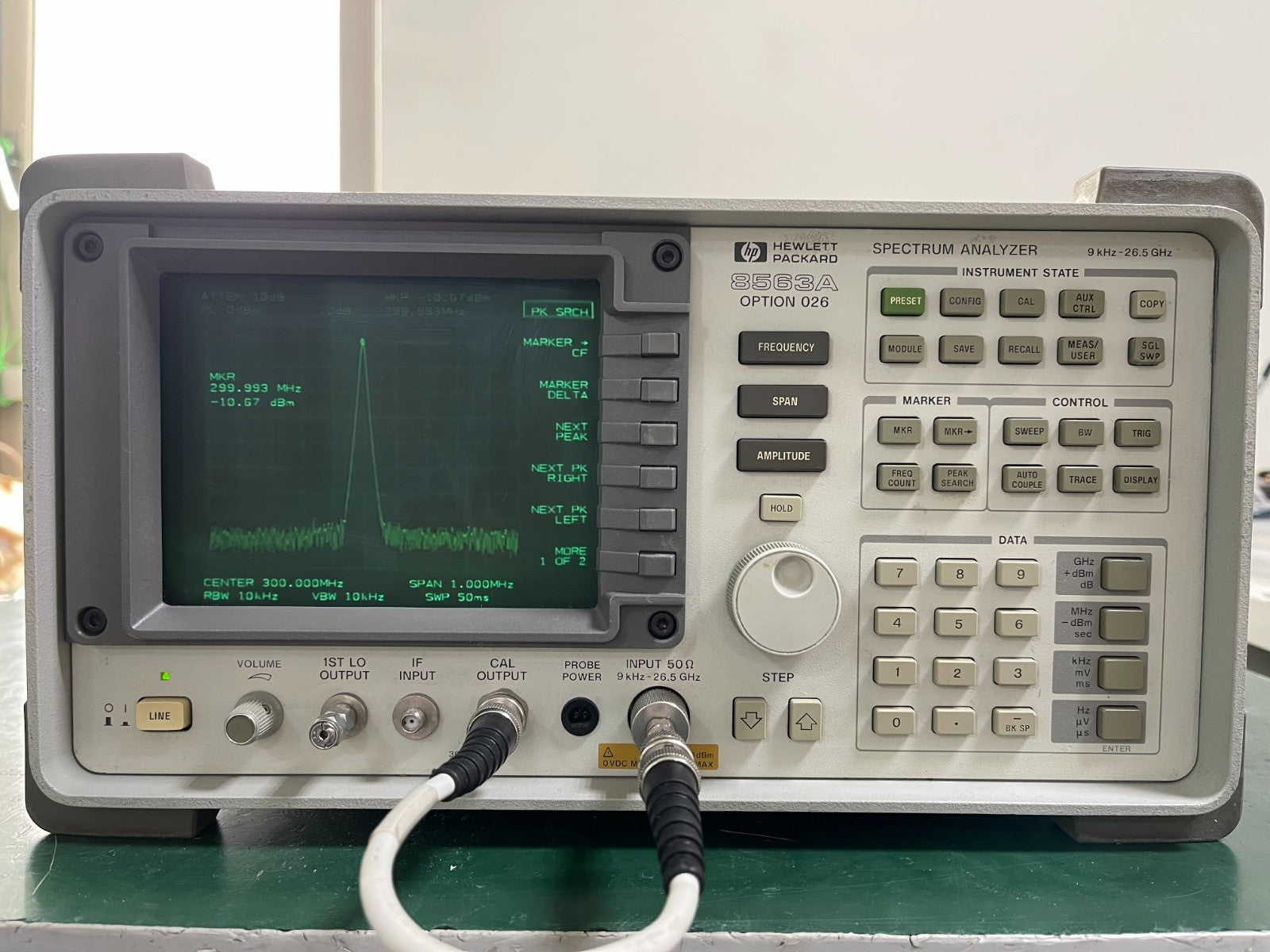 HP Agilent 8563A spectrum analyzer 9KHz to 26.5GHz w/ 85620A_01172 , Calibrated - XG eqpt