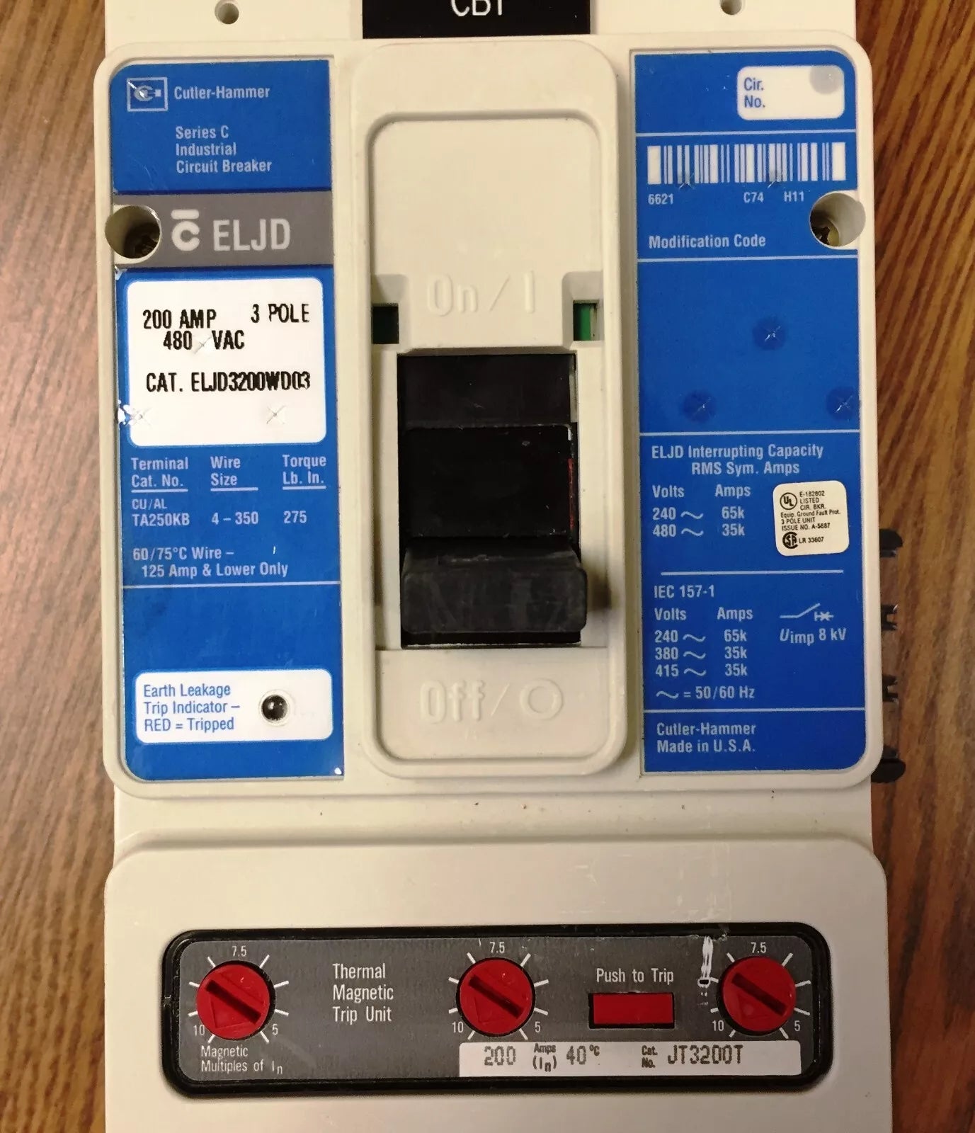 Eaton Cutler-Hammer ELJD3200WD03 3-Pole Circuit Breaker 480VAC 200 AMP
