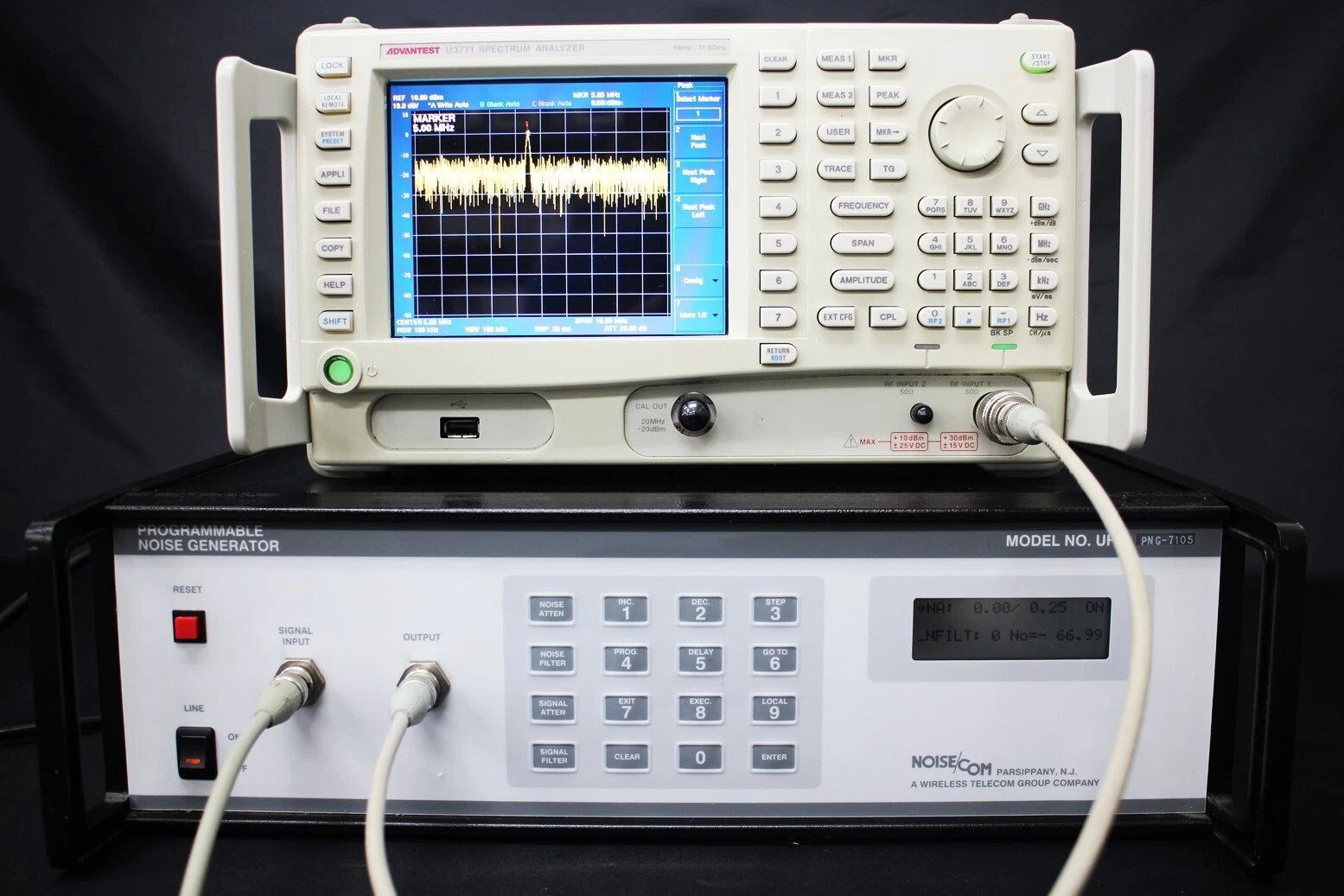 Noisecom PNG 7105  Programmable Noise Generator