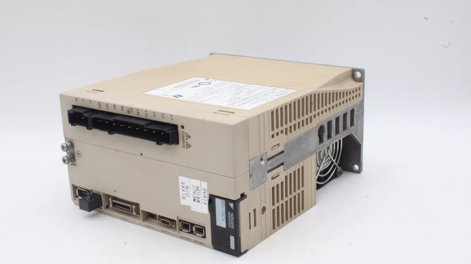 YASKAWA SGDV-120A21A AC Servo Drive 1.5KW 200-230VAC 50/60HZ 3 Phase