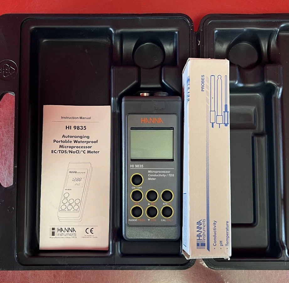 Hanna Instruments HI-9835 Waterproof Portable EC/TDS/Resistivity/Salinity Meter