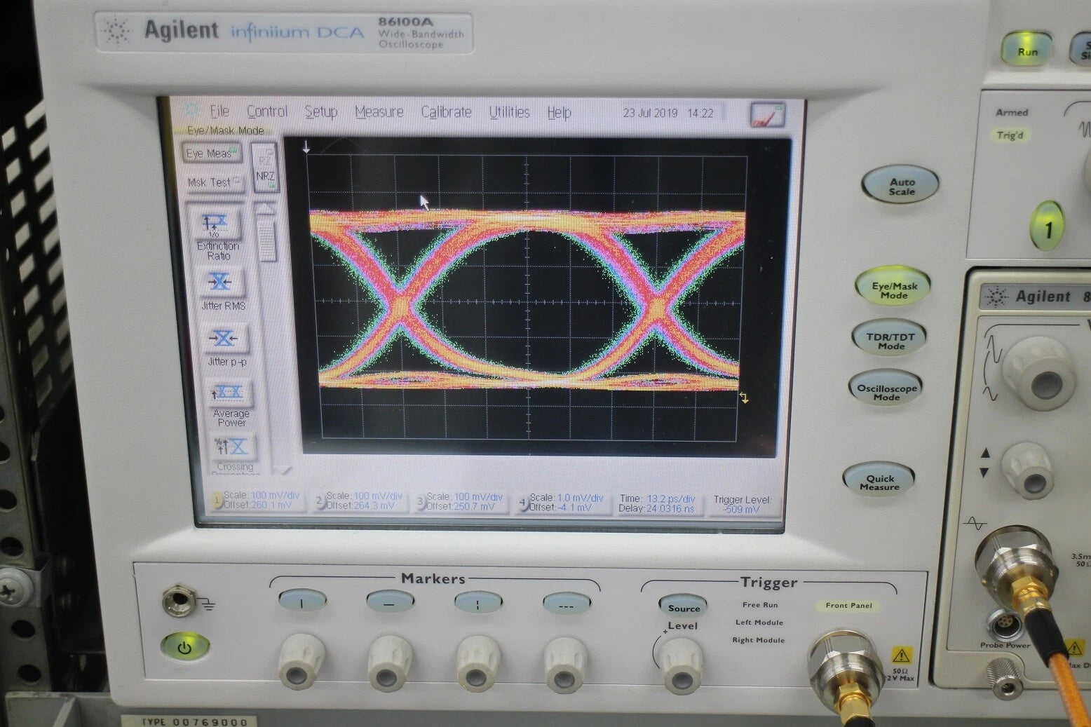 Anritsu MP1758A /01/02 12.5GHz 4ch Pulse Pattern Generator