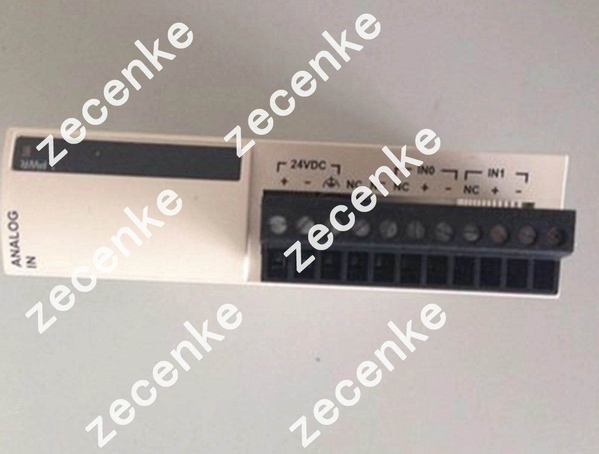 NEW SCHNEIDER TM2AMI2HT Analog Input Module