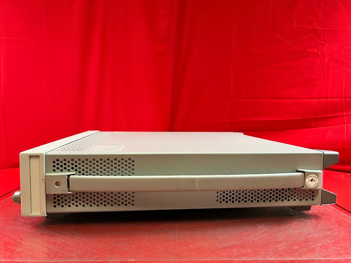 Agilent/Keysight N5183A Opt. UNT 1E1 1ER MXG Signal Generator 100kHz-31.8GHz