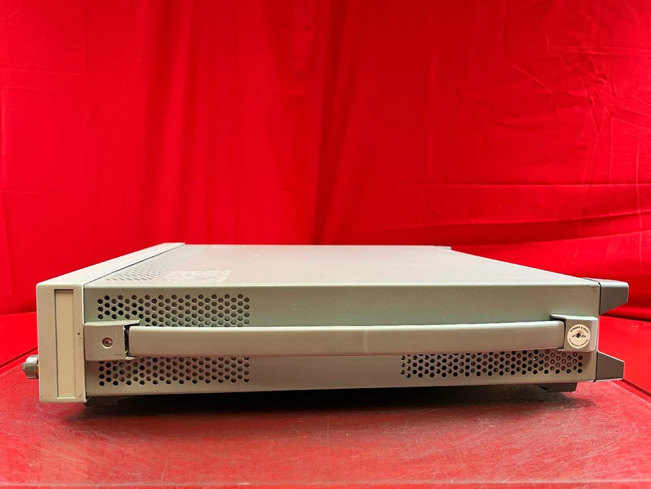 Agilent/Keysight N5183A Opt. UNT 1E1 1ER MXG Signal Generator 100kHz-31.8GHz