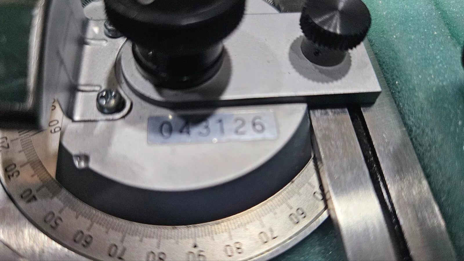 Mitutoyo Universal Bevel Protractor (3126)