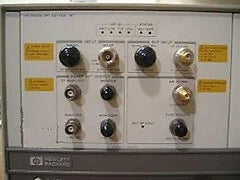 HP Agilent Keysight 70421A Low Noise Down Converter