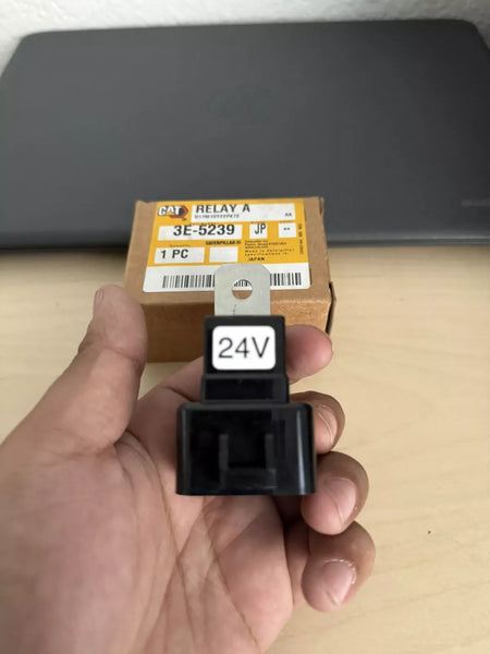 CAT 3E-5239 24 Volts Connector Plug Relay (Genuine OEM) New