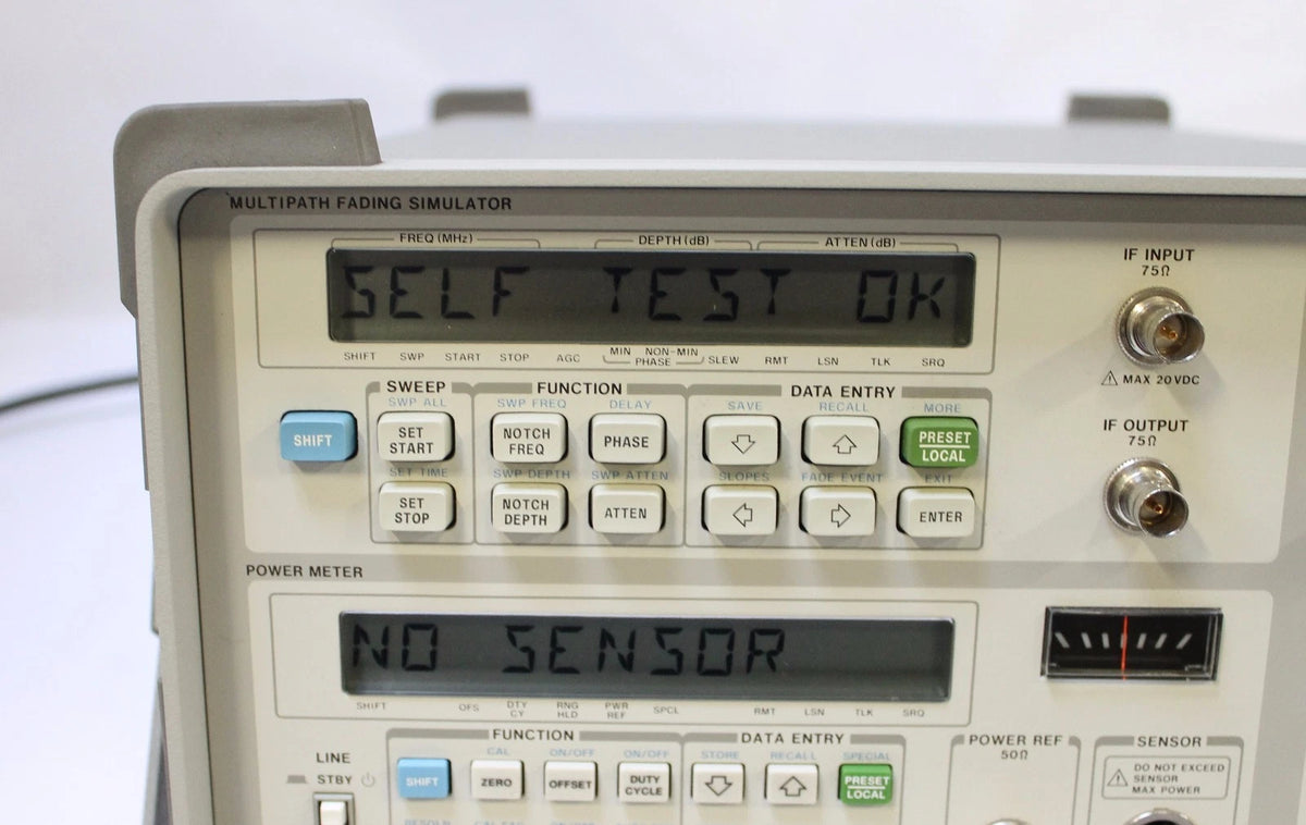 HP/ Agilent 11758A Digital Radio Test Set Option 011, H01 w/ Case & Manual