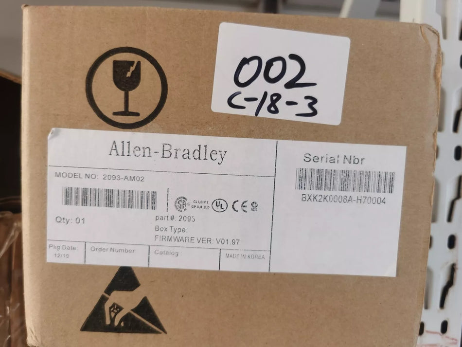 Allen Bradley 2093-AM02用 1PC 2093AM02 C-18-3-002