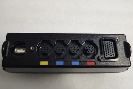 MOTOROLA walkie-talkie vehicle-mounte d station O5 split head  XTL5000