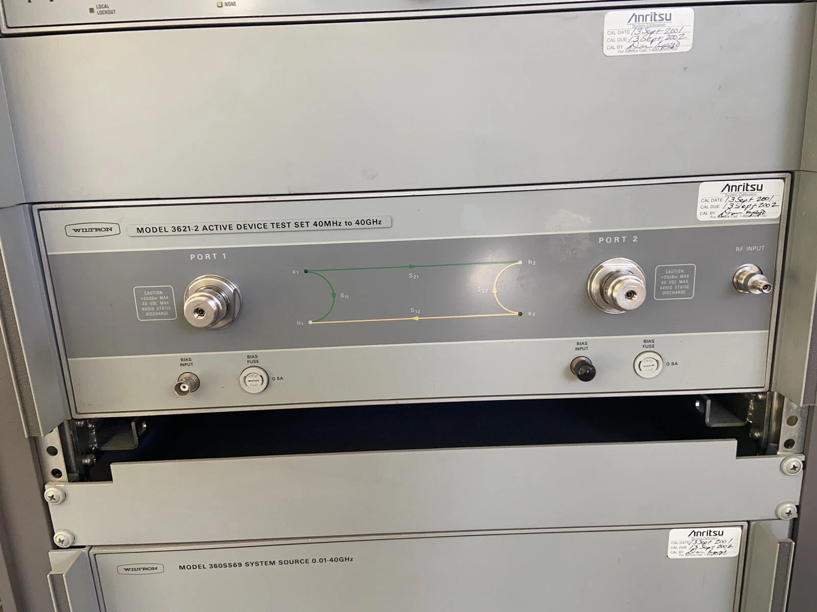 Wiltron  Anritsu 360 10 Mhz-40 Ghz Vna  System: Source,active Test Set, Vna Head