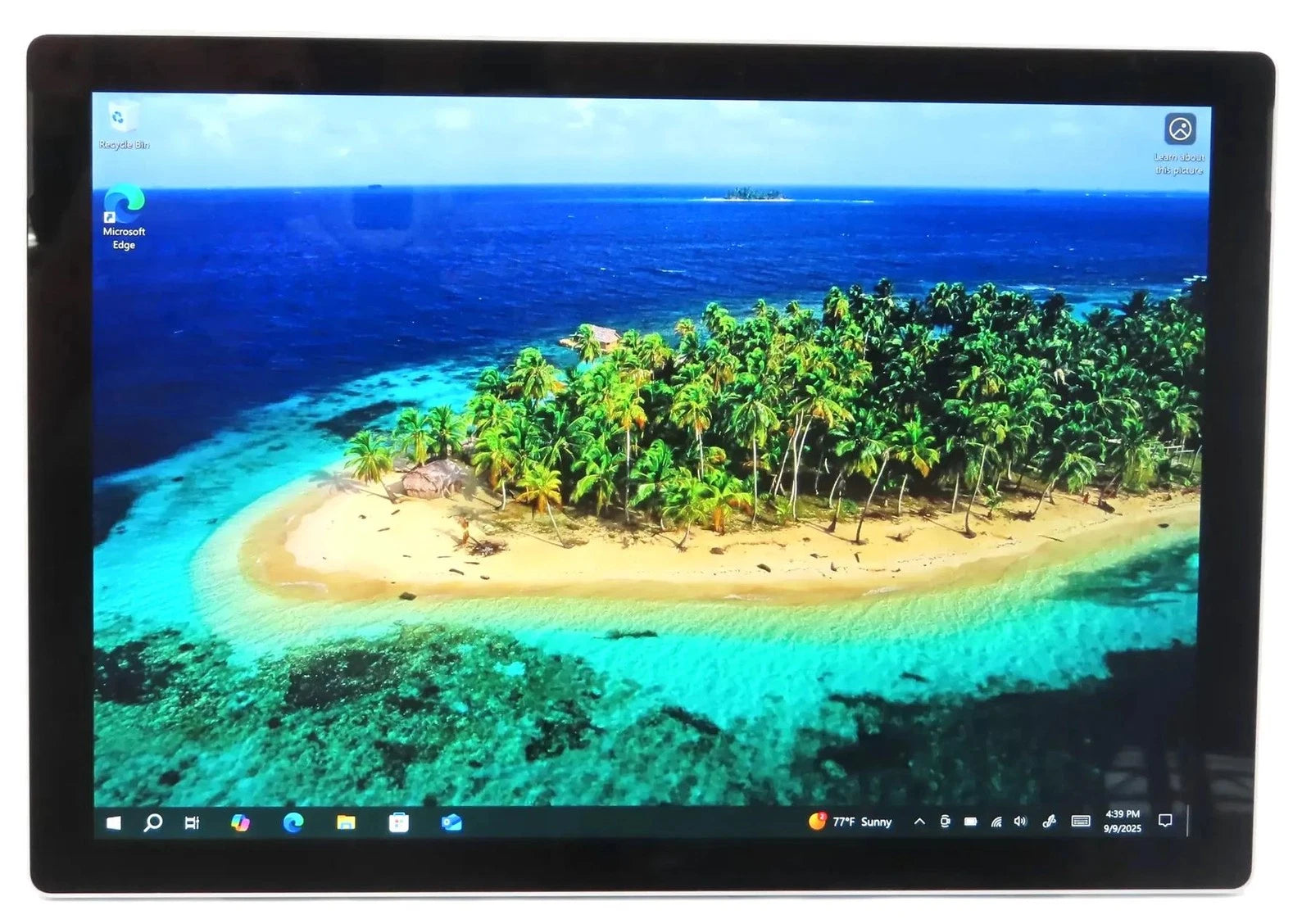 Microsoft Surface Pro 5 1796 Core i5-7300U 2.60GHz 8GB 256GB Win 10 Pro
