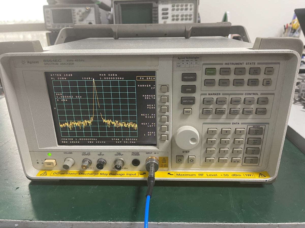 Agilent 8564EC 9KHz - 40GHz Spectrum Analyzer w/ opt.007 _0540