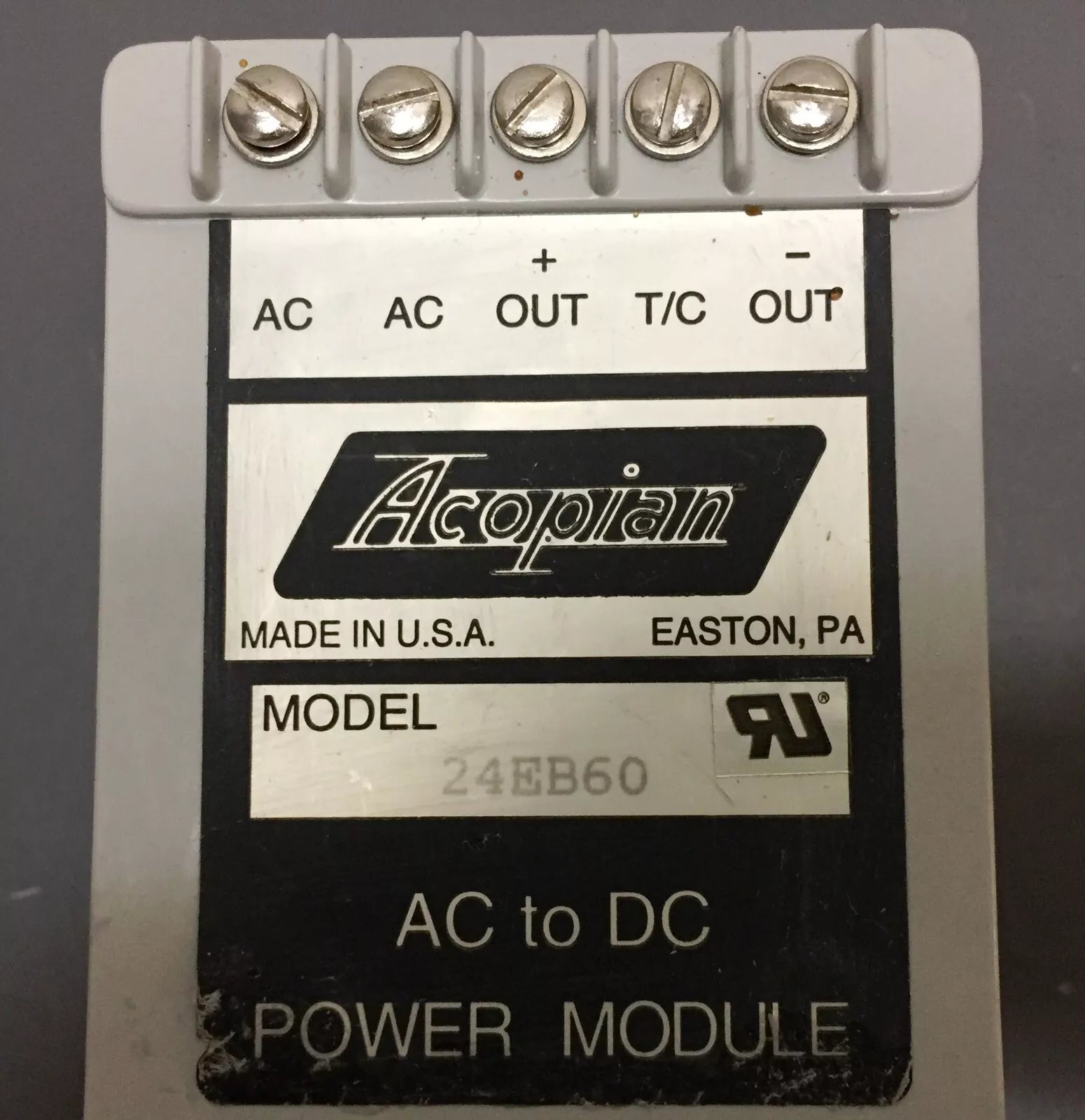 Acopian Model 24EB60 AC to DC Linear Regulated Power Supply