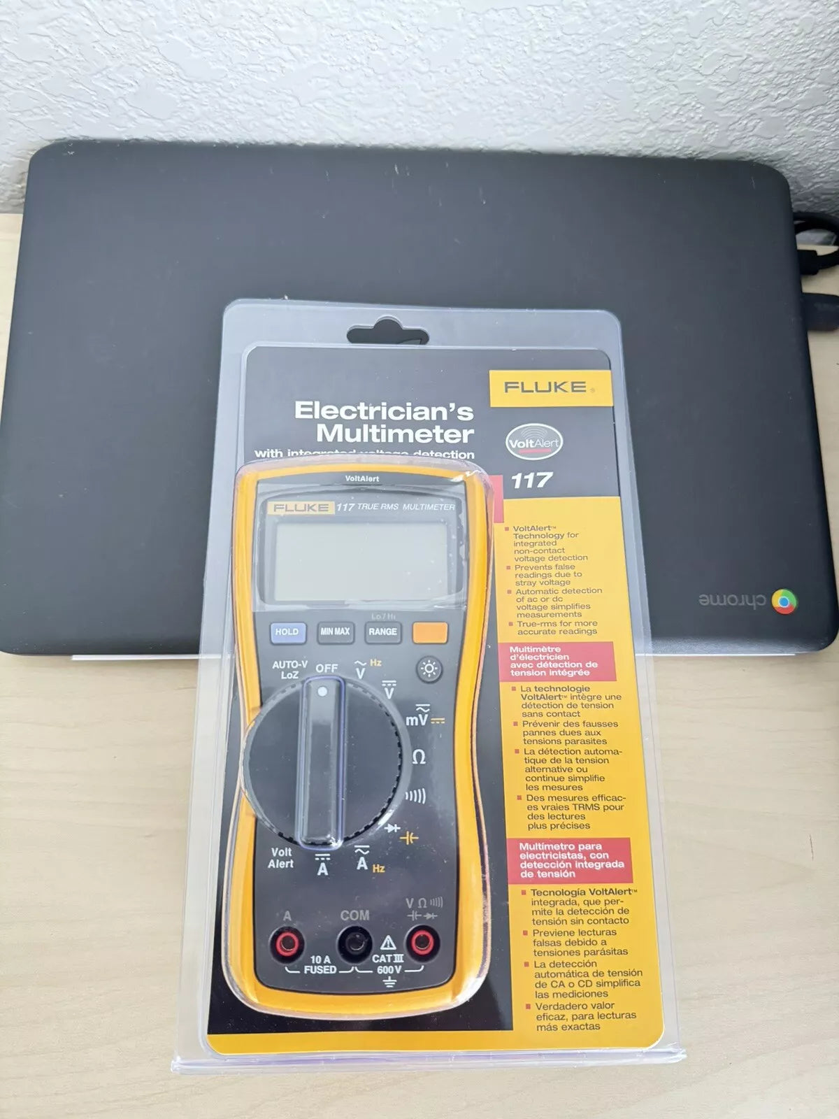 Fluke 117 True RMS Multimeter - New Sealed