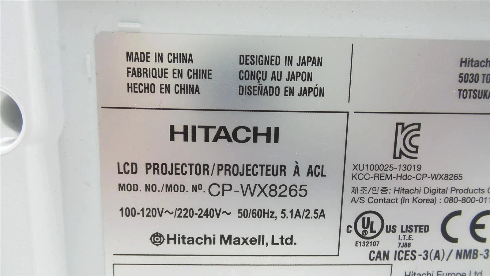 Hitachi CP-WX8265 3LCD WXGA Projector 6500 Lumens - Lamp Timer : 00 Hours