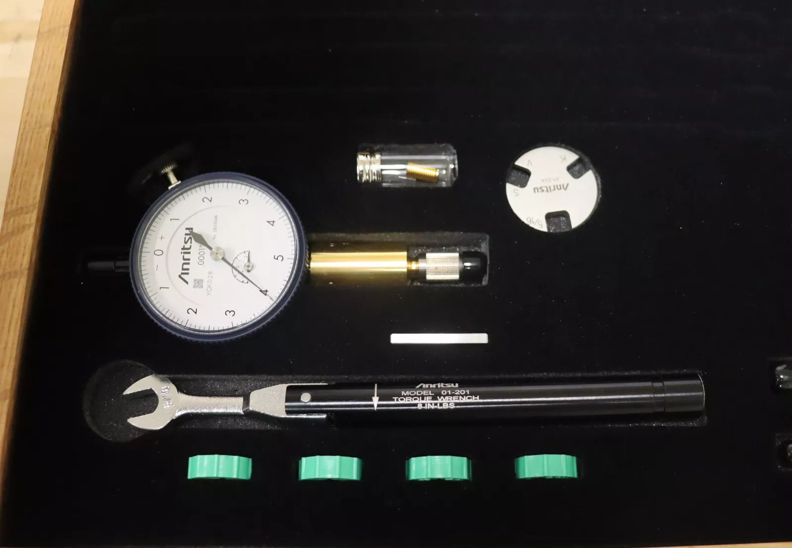 Lakeview Test and Measurement Device for Precision Signal Analysis