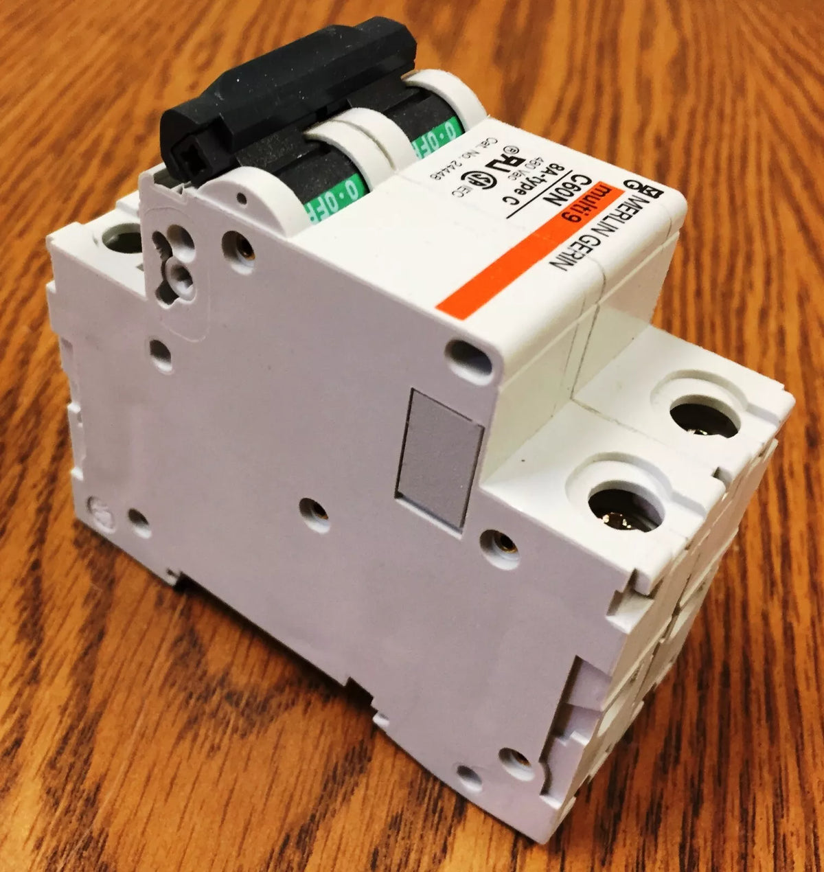Schneider Electric Merlin Gerin MG24338 C60N Supplementary Protector