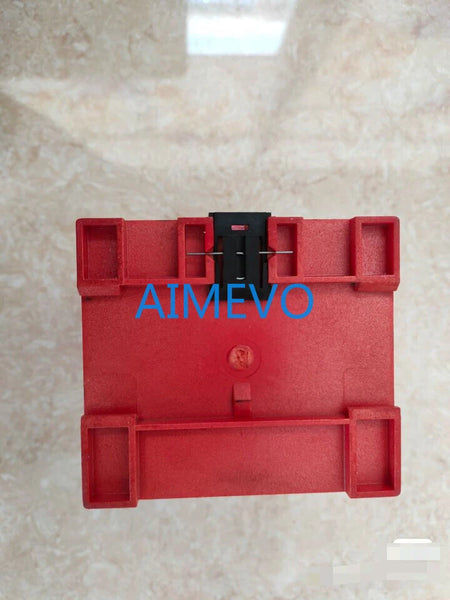 Elan SRB-NA-R-C8.F-24V Relay 250VAC 120mA for Industrial Applications