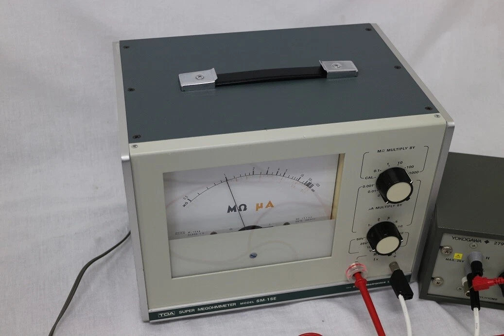 TOA SM-15E Super MegOhmmeter