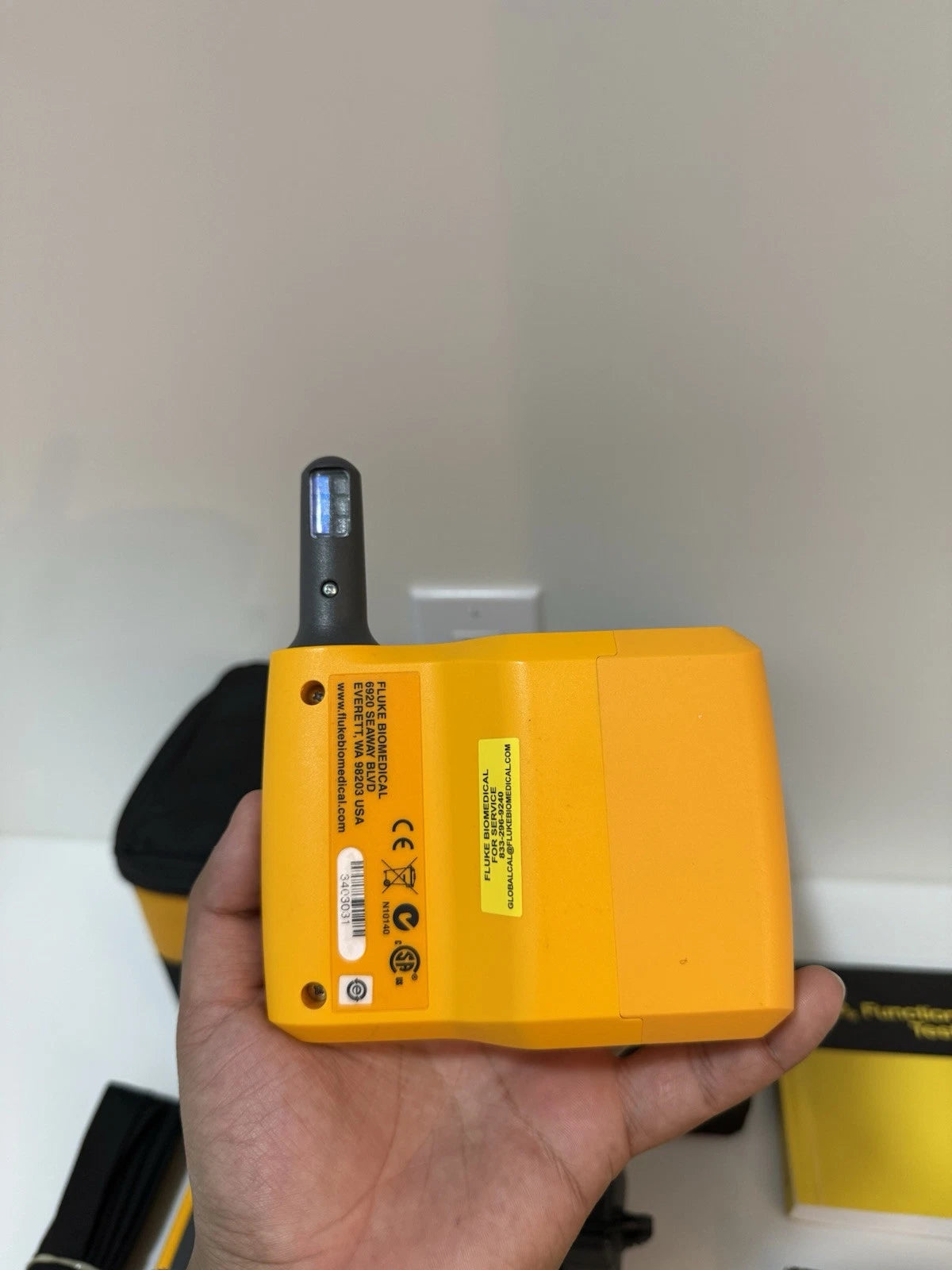 FLUKE Biomedical ProSim 4 & Spot Light Kit with Bag & Charger (Tested)