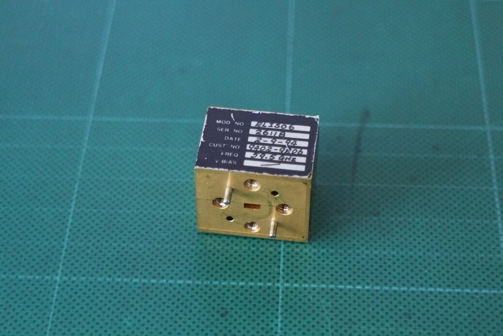 Epsilon ELISO6 59.5GHz WR15 Isolator