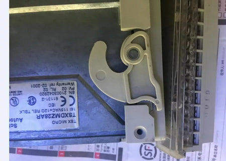 TSXDMZ28AR 8-Channel Digital Output Module for Industrial Automation