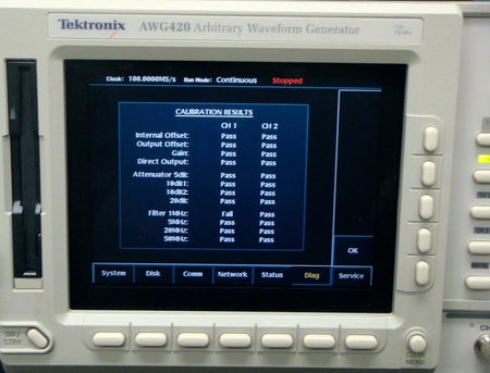 Tektronix AWG420 /03 200MHz 16bit 2ch Airbitarity Waveform Generator