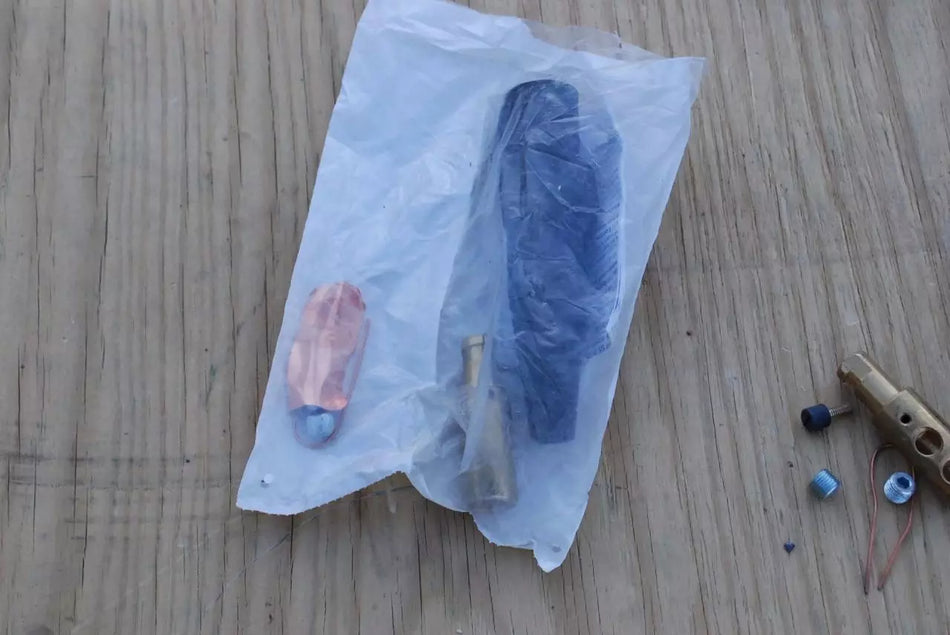 Compact Portable Anainstr Charger for Convenient Device Charging