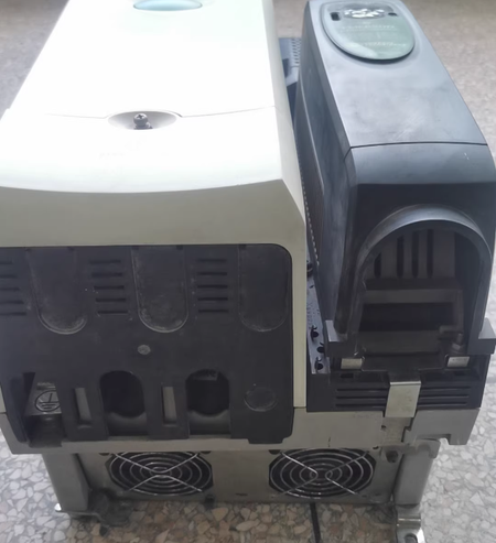 1PCS SK4401